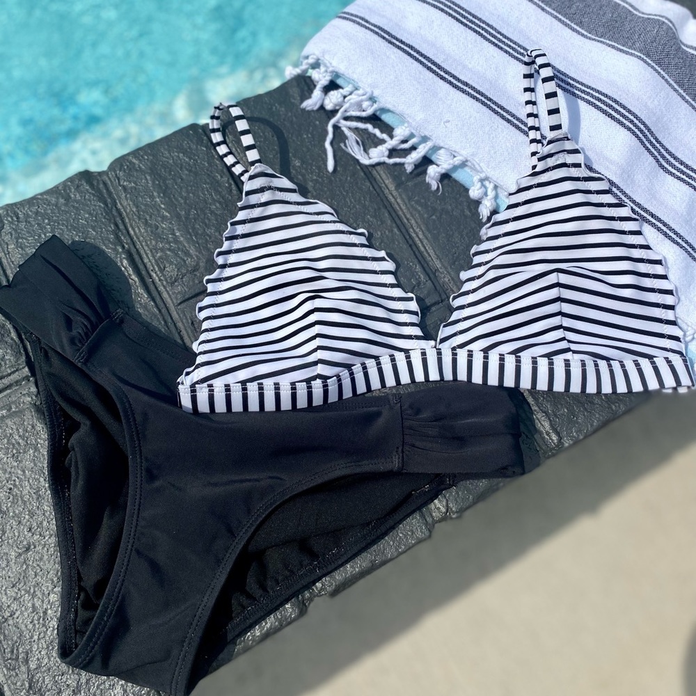brand HOLLISTER & TARGET / size S / color BLACK & WHITE